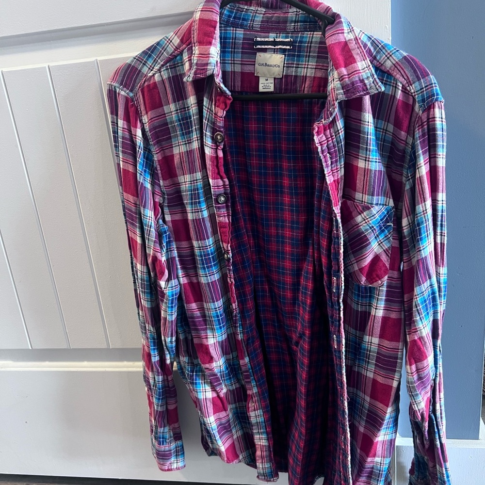 G.H. Bass & Co. Men's Plaid Shirt - Red and Blue